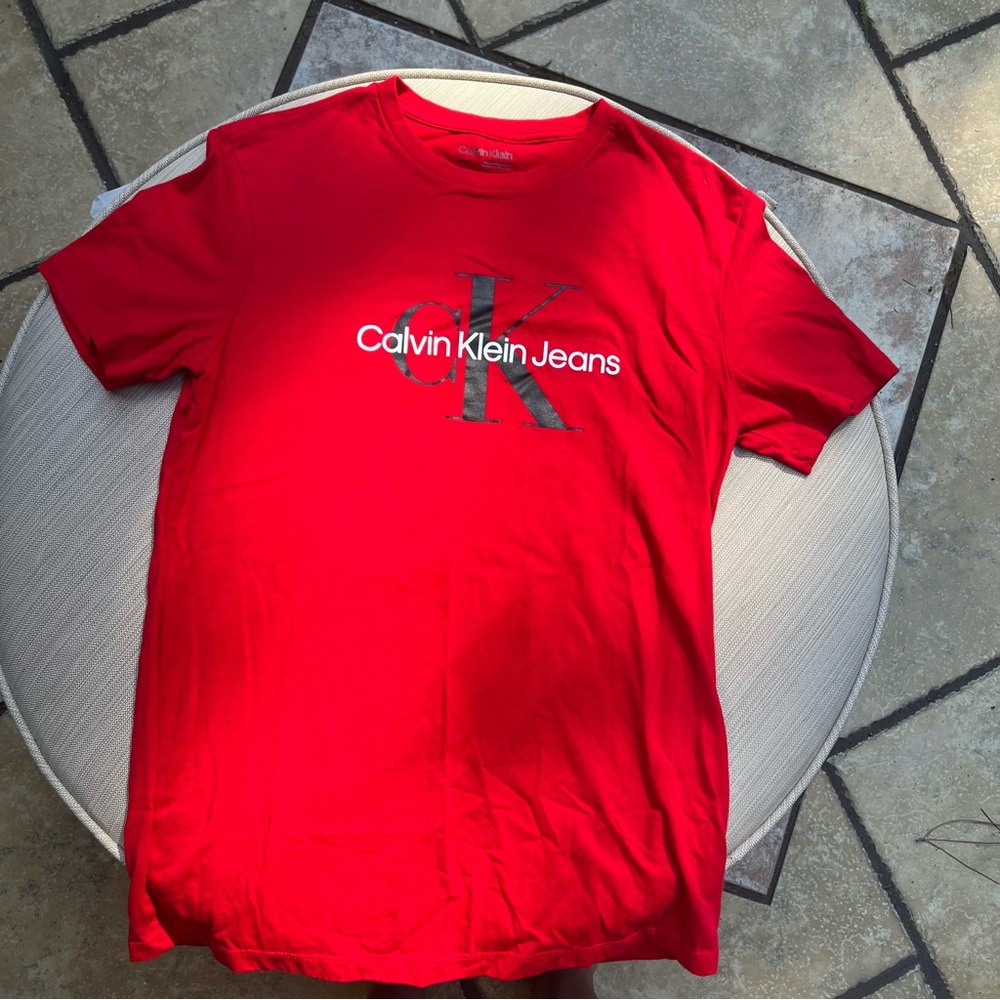 Calvin Klein Red T Shirt NWOT Size SP/CH